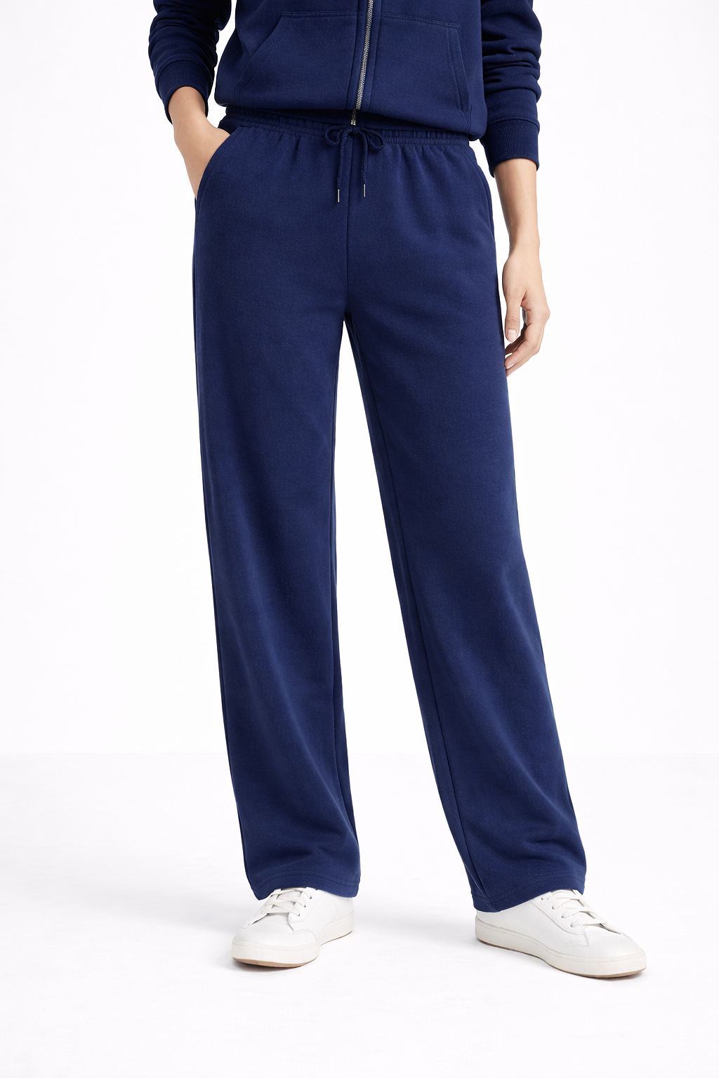 Everyday Straight-Leg Fleece Sweatpant